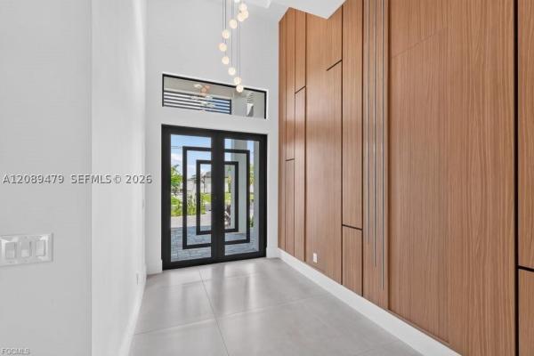 Cape Coral Residential, 136 SW 28th St, Cape Coral, Florida 33914, image 1