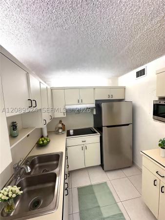 Plaza Of Westland, 4675 W 18th Ct #801, Hialeah, Florida 33012, image 3
