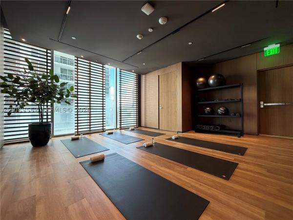 1400 Biscayne Blvd #2704, Miami, Florida 33132, image 3