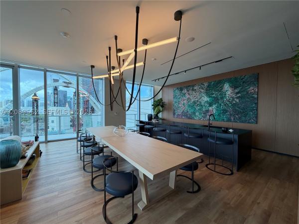 1400 Biscayne Blvd #2704, Miami, Florida 33132, image 1