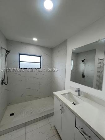 Las Villas, 1400 W 39th Pl, Hialeah, Florida 33012, image 2