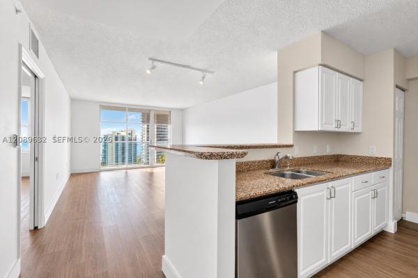 The Mark On Brickell, 1155 Brickell Bay Dr #2905, Miami, Florida 33131, image 1