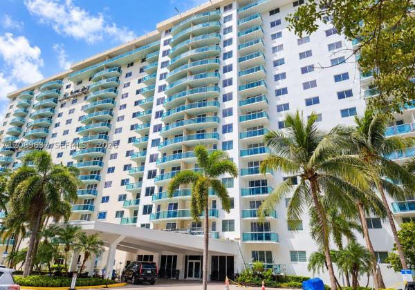 Oceanview A, 19390 Collins Ave #119, Sunny Isles Beach, Florida 33160, image 3