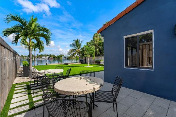 Biscayne Beach, 925 Stillwater Dr #., Miami Beach, Florida 33141, image 2