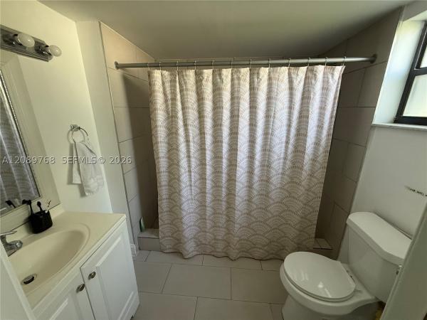 1301 ne 7 st 1301st Ne 7th St #101, Hallandale Beach, Florida 33009, image 2