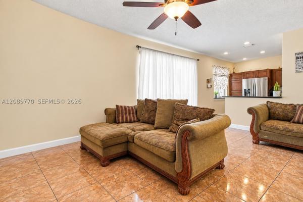 Charleston In The Pines, 10251 NW 3rd St, Pembroke Pines, Florida 33026, image 3