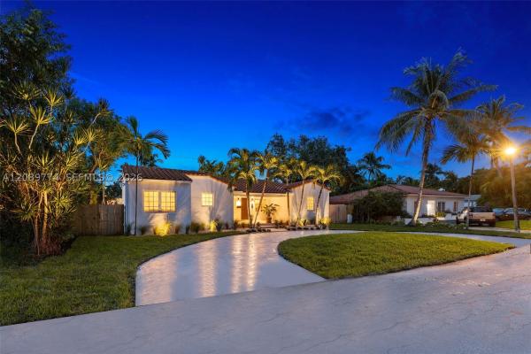 Washington Place, 823 NE 72nd St, Miami, Florida 33138, image 3