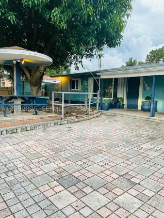 140 NE 17th Ct, Pompano Beach, Florida 33060, image 1