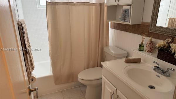 Hollywood Hills, 2211 N 54th Ave, Hollywood, Florida 33021, image 2