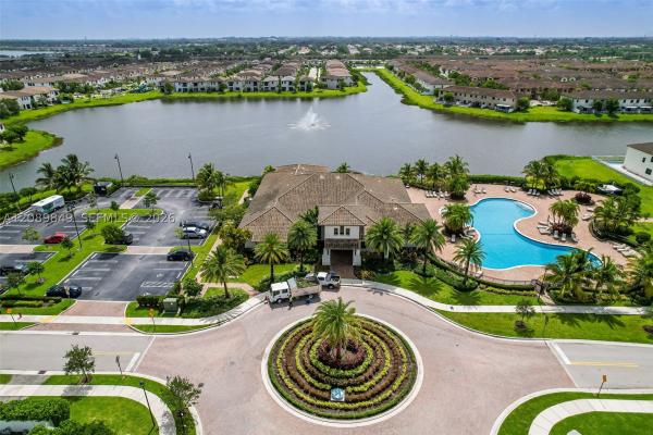 Bonterra, 3305 W 93rd Pl, Hialeah, Florida 33018, image 1