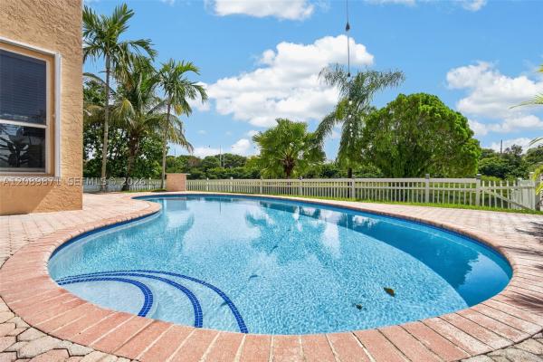 Silver Lakes, 3379 SW 173rd Ter, Miramar, Florida 33029, image 1