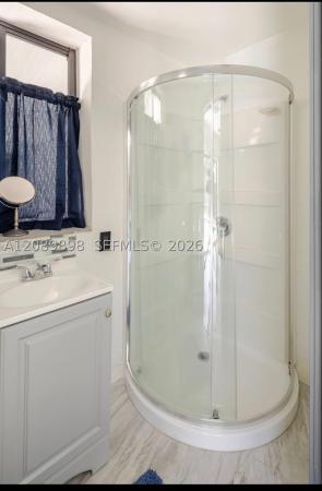 Jillshar Darrylcar, 961 NE 155th Ter, North Miami Beach, Florida 33162, image 2