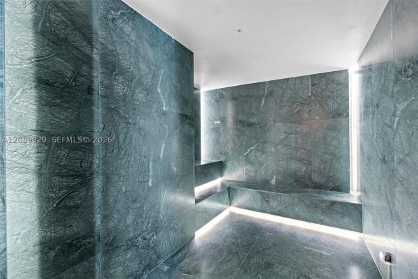 1400 Biscayne Blvd #609, Miami, Florida 33132, image 1