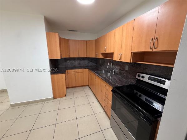 Westhaven Heights, 1255 W 64th Ter, Hialeah, Florida 33012, image 3