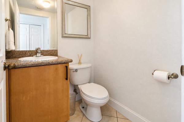 7464 NW 180th St, Hialeah, Florida 33015, image 2