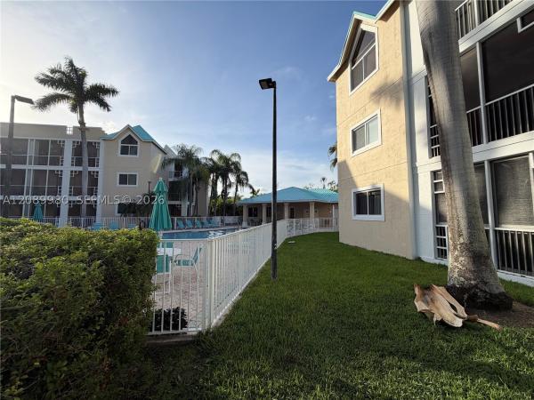 Sea Oaks, 85 Gulfstream Rd #105A, Dania Beach, Florida 33004, image 3