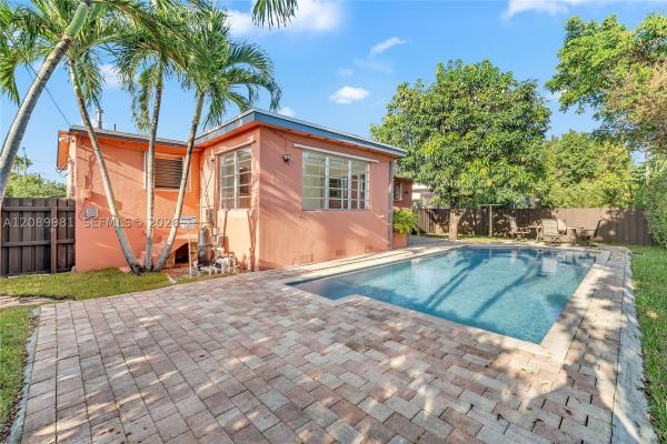 7970 SW 17th St, Unincorporated Dade County, Florida 33155, image 1