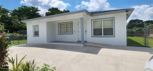 12040 SW 216th St, Unincorporated Dade County, Florida 33170, image 2