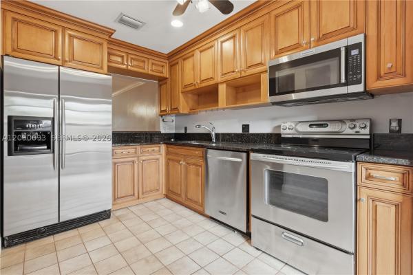 Westview, 1440 NW 97th Ter #282, Pembroke Pines, Florida 33024, image 1