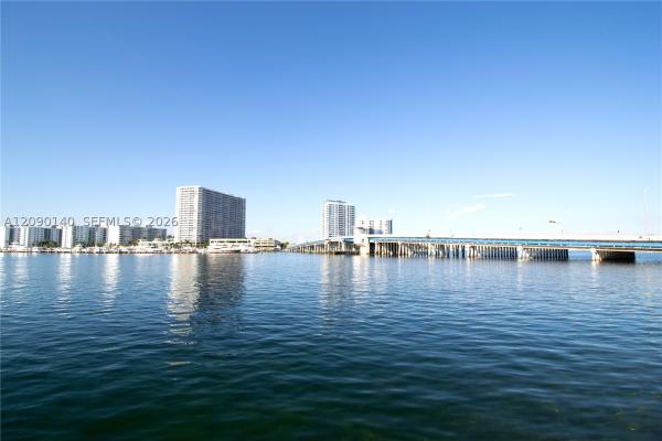 Villa Bay Vista, 2016 Bay Dr #201, Miami Beach, Florida 33141, image 2
