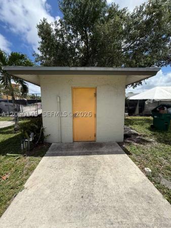 Fort Lauderdale No HOA, 615 NW 11th Ave, Fort Lauderdale, Florida 33311, image 1