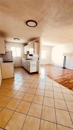 1733 Mayo St #11, Hallandale Beach, Florida 33020, image 2