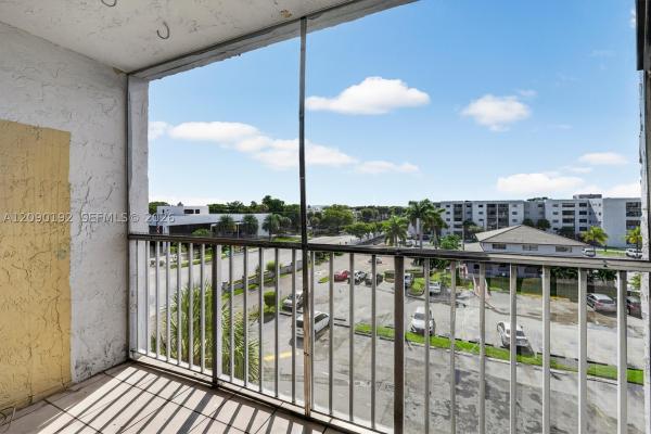 8075 NW 7th St #503, Unincorporated Dade County, Florida 33126, image 1