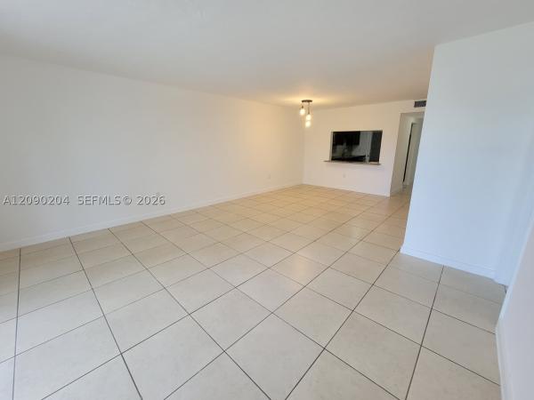 Claremont Place, 2005 Sans Souci Blvd #305, North Miami, Florida 33181, image 1