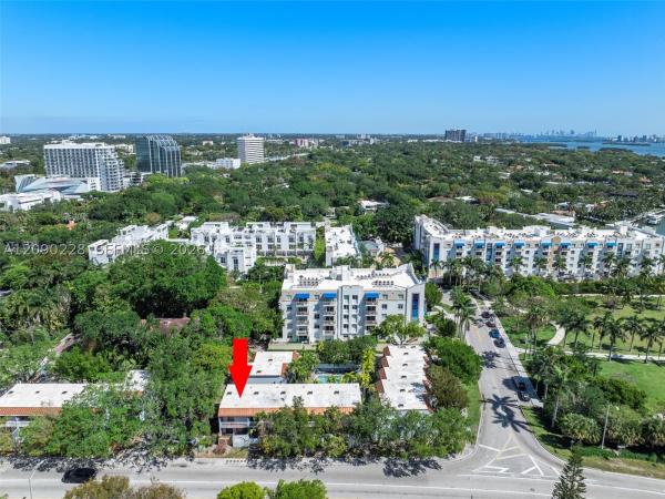 Corona Bay Townhouses, 515 NE 38th St #10, Miami, Florida 33137, image 1
