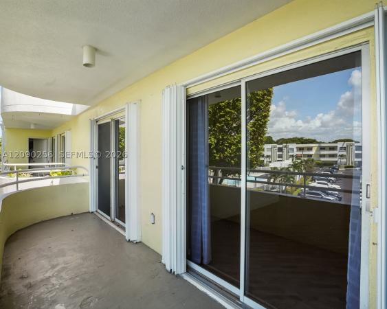 10765 SW 108th Ave #305, Unincorporated Dade County, Florida 33176, image 1