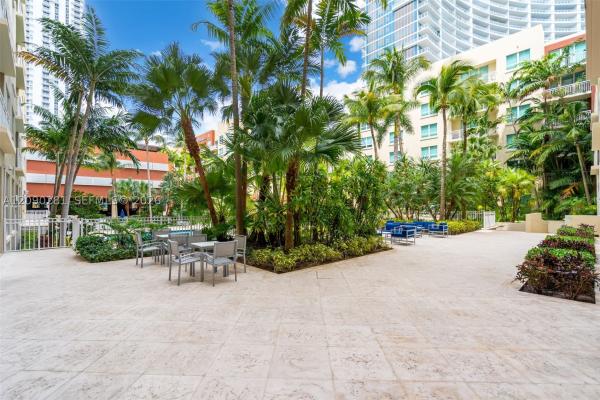 Cite On The Bay West, 2001 Biscayne Blvd #3212, Miami, Florida 33137, image 1