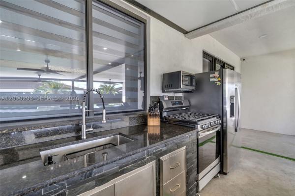 13334 SW 227th St, Unincorporated Dade County, Florida 33170, image 1