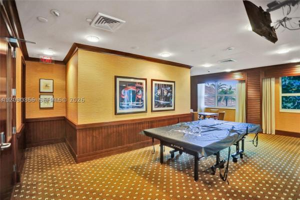 Turnberry On The Green, 19501 W Country Club Dr #1006, Aventura, Florida 33180, image 2