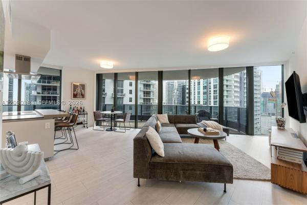 Brickell Flatiron, 1000 Brickell Plz #2401, Miami, Florida 33131, image 1