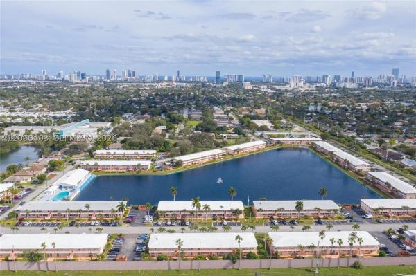 920 SW 11th Ave #9D, Hallandale Beach, Florida 33009, image 3