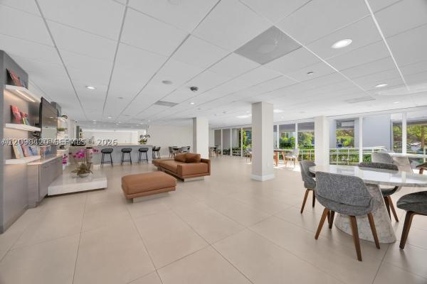 Commodore Club West, 155 Ocean Lane Dr #413, Key Biscayne, Florida 33149, image 1