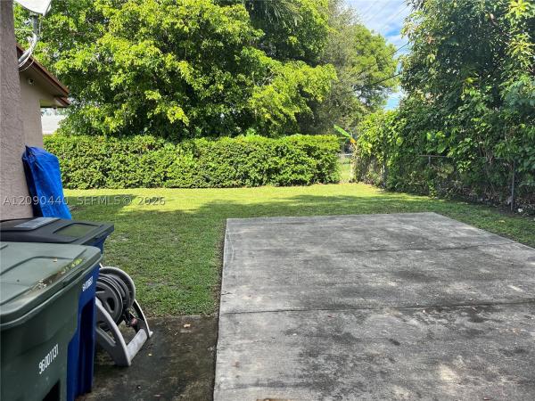 Hallandale Park, 217 SW 10th St #1-2, Hallandale Beach, Florida 33009, image 1