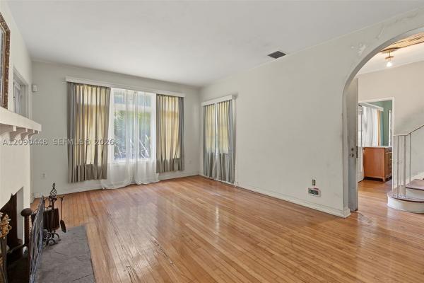 Oak Terrace, 931 NW 14th Ct, Miami, Florida 33125, image 1