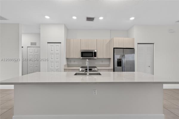 Apex At Park Central, 7831 NW 104th Ave #21, Doral, Florida 33178, image 2