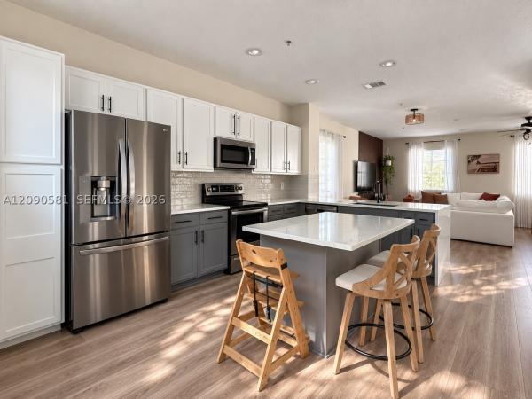 Parkside Square, 2913 S Greenleaf Cir, Boynton Beach, Florida 33426, image 1