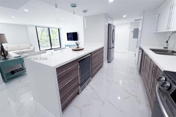 Tower 1800, 1800 Collins Ave #3H, Miami Beach, Florida 33139, image 1