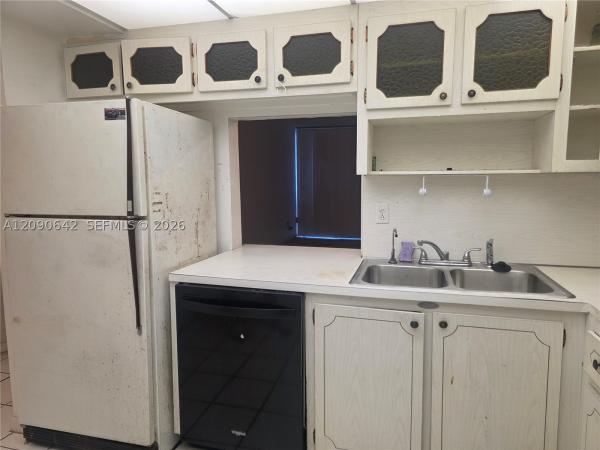 1304 NE 191st St #A-128, Unincorporated Dade County, Florida 33179, image 1