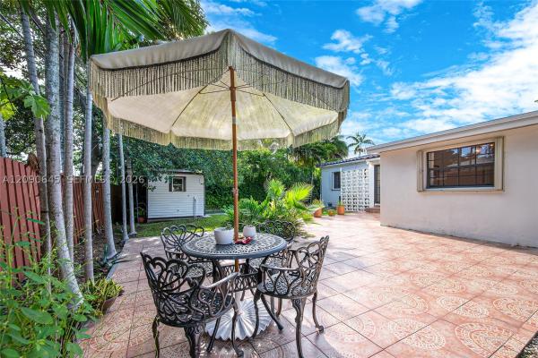 6751 SW 30th St, Unincorporated Dade County, Florida 33155, image 1