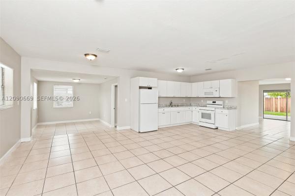 Carol City, 3951 NW 173rd Ter, Miami Gardens, Florida 33055, image 1