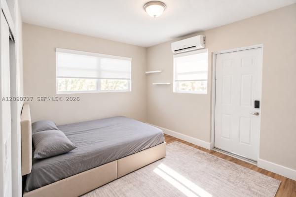 Highland Manor, 500 East Dr, North Miami Beach, Florida 33162, image 2