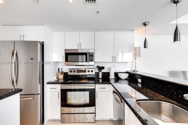 The Floridian, 650 West Ave #2710, Miami Beach, Florida 33139, image 3
