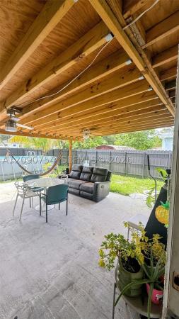 Gregory Heights, 1560 NW 124th St, North Miami, Florida 33167, image 1