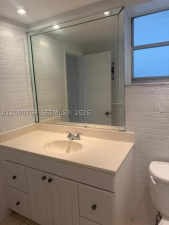 Gulfstream Garden, 330 SE 2nd St #202E, Hallandale Beach, Florida 33009, image 2