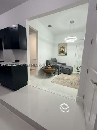 15455 SW 232nd St #A, Unincorporated Dade County, Florida 33170, image 1
