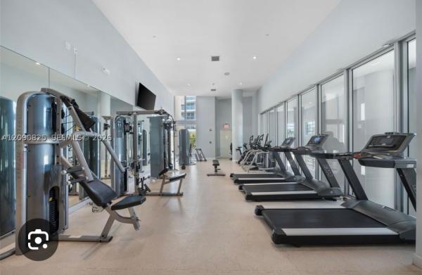 Miami Beach, Florida 33141, image 2